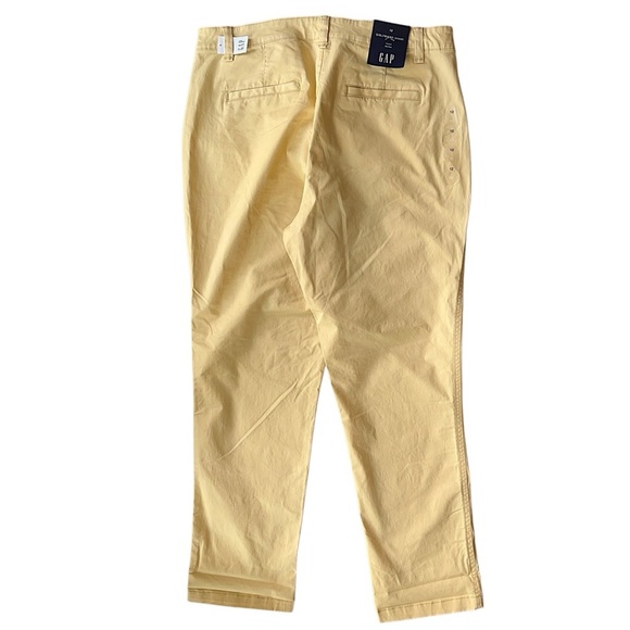 NWT | GAP GIRLFRIEND KHAKI MID RISE STRETCH SOFT BUTTER YELLOW | SIZE: 12 - Picture 6 of 11